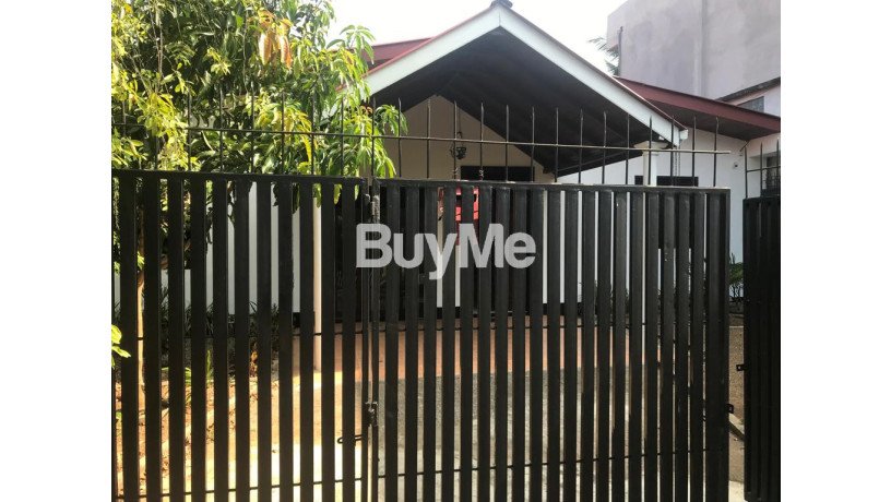 a-single-storey-house-for-sale-in-the-suburbs-of-piliyandala-big-0