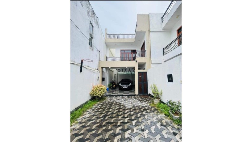 luxury-2-storey-house-for-sale-in-dehiwala-big-0