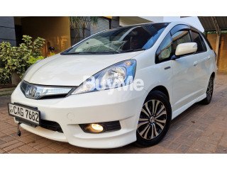 HONDA FIT SHUTTLE - 2013