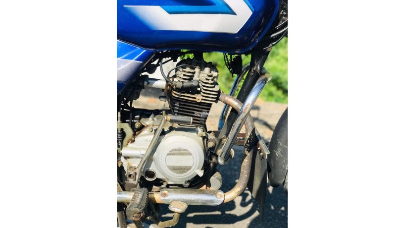 bajaj-ct-100-2009-big-4