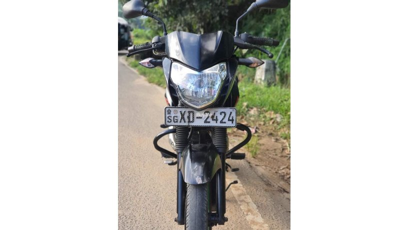 bajaj-pulsar-135-2011-big-0