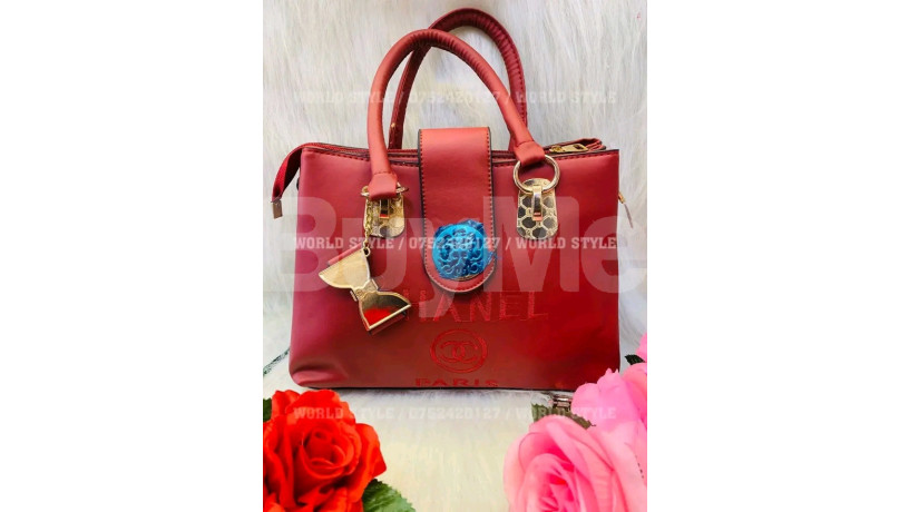 red-ladies-handbags-big-0
