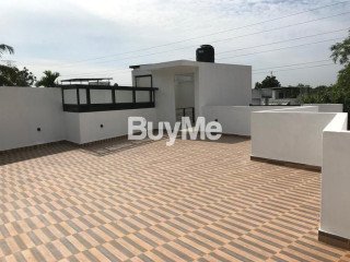 Brand New House In Thalawathugoda