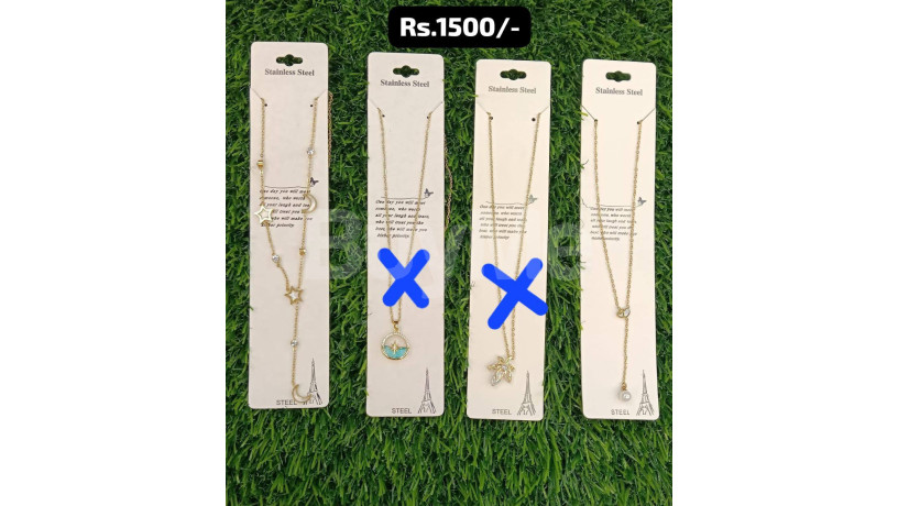 with-pendants-chains-big-0