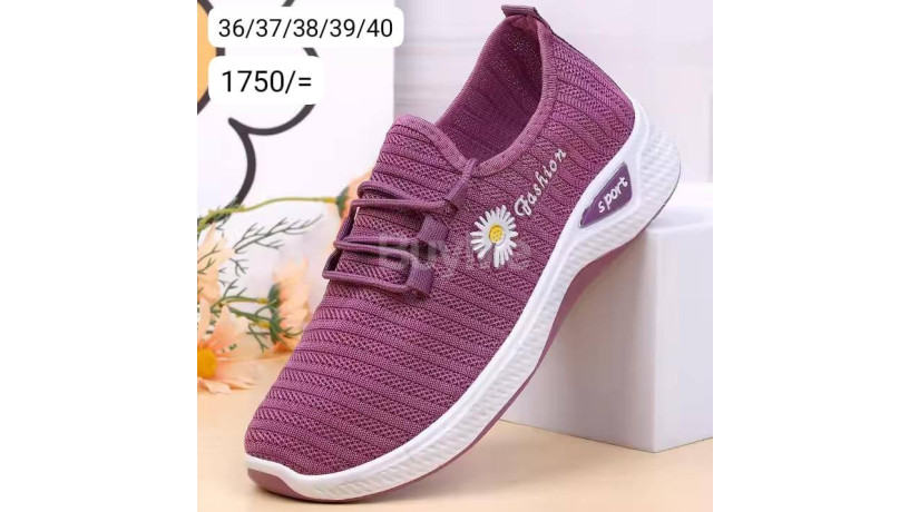 sneakers-big-0
