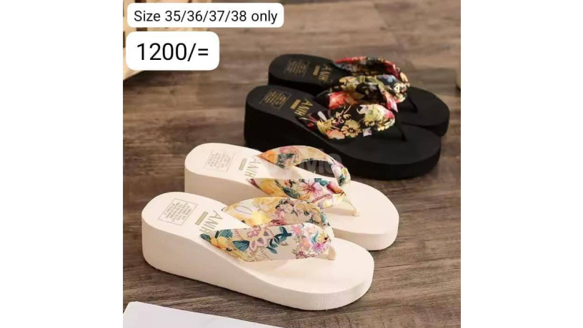 ladies-sandals-big-0