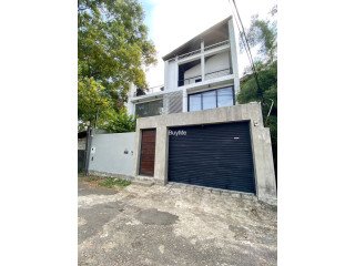 BRAND NEW ARCHITECT DESIGNED HOUSE FOR SALE AT BATTARAMULLA