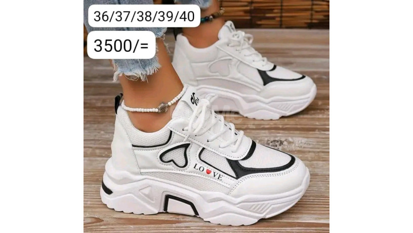 black-and-white-ladies-sneakers-big-0