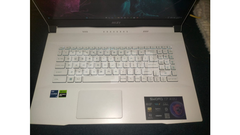 msi-sword-17-a12ucx-12th-gen-big-2