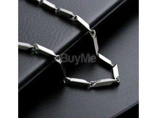 STRIP NECKLACE DESIGN