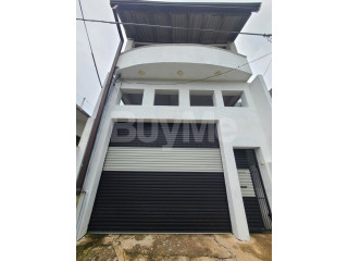 2 FLOOR HOUSE