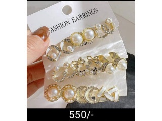 EARING WHITE