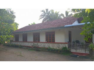 LAND WITH A HOUSE FOR SALE GALEWELA