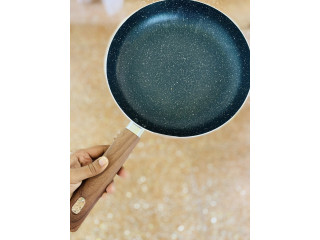 NONSTICK FRY PAN