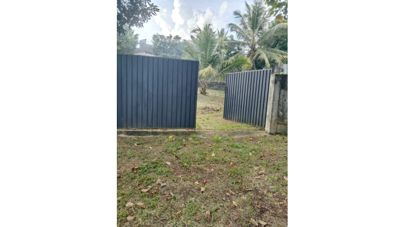land-for-sale-in-bandaragama-big-0