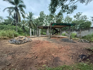 කුරුණෑගල, පේරගොල්ලවත්ත ප්‍රදේශයේ අගනා ඉඩමක් විකිණීමට