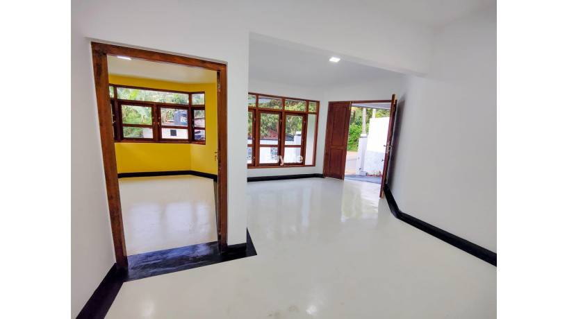 house-available-for-sale-in-kandy-balagolla-big-2