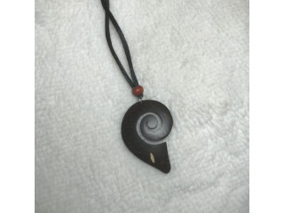 SNAIL DESIGN NECKLACE