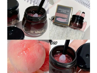 LIP BALM / LIPSTICK