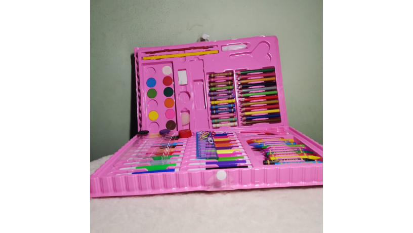 86pcs-drawing-kit-big-1