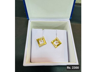 EARRINGS SET