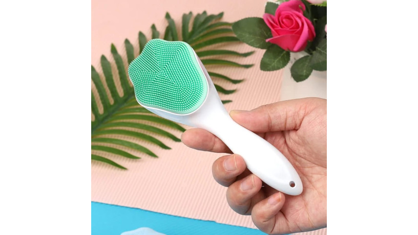 silicone-face-scrubber-brush-big-0