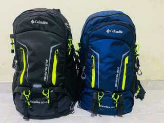 NEW BOYES TRAVEL BAGS