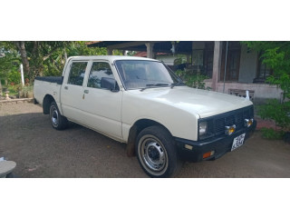ISUZU DOUBLE CAB 1987