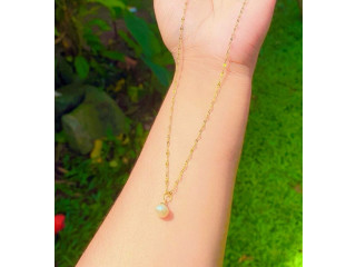 CHAINS WHITE BALL DESIGN