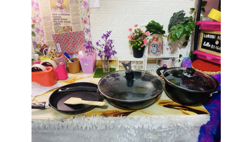 large-capacity-high-quality-nonstick-cookware-set-big-1