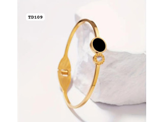 STAINLESS STEEL BANGLE
