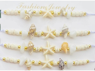 WHITE SEASHELLS BRACELET