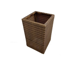 OUTDOOR RATTAN PLANTER – MEDIUM