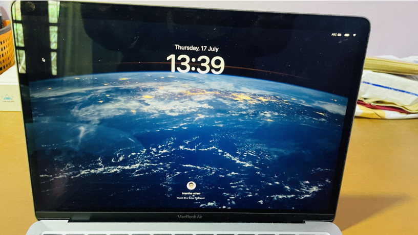 apple-mac-book-m1-big-4