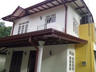 TWO-STOREY HOUSE FOR SALE - ATHURUGIRIYA- HABARAKADA