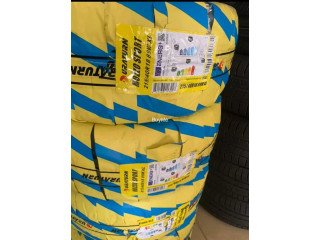 215/40R18 - DURATURN TYRE