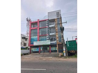 COMMERCIAL BUILDING FOR SALE IN MATARA