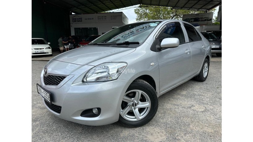 toyota-belta-new-face-2007-big-2