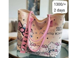 HELLO KITTY DESIGN HANDBAGS
