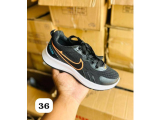 SHOE SPORT