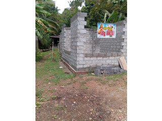 8-PERCH LAND WITH HALF COMPLETED HOUSE FOR SALE IN JA-ELA