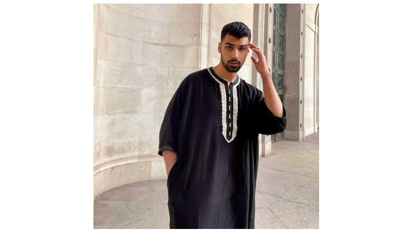 elegance-of-authentic-moroccan-gandoura-big-1