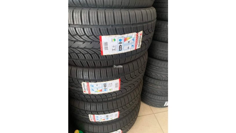 28550r20-duraturn-tyres-big-0