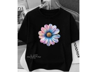 BLACK TEE WITH FLOWER PRINT