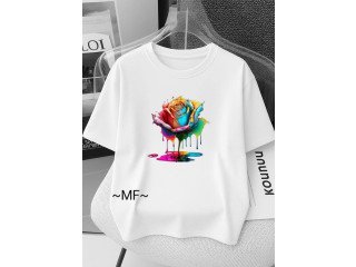 WHITE TEE WITH FLOWER DESIGN