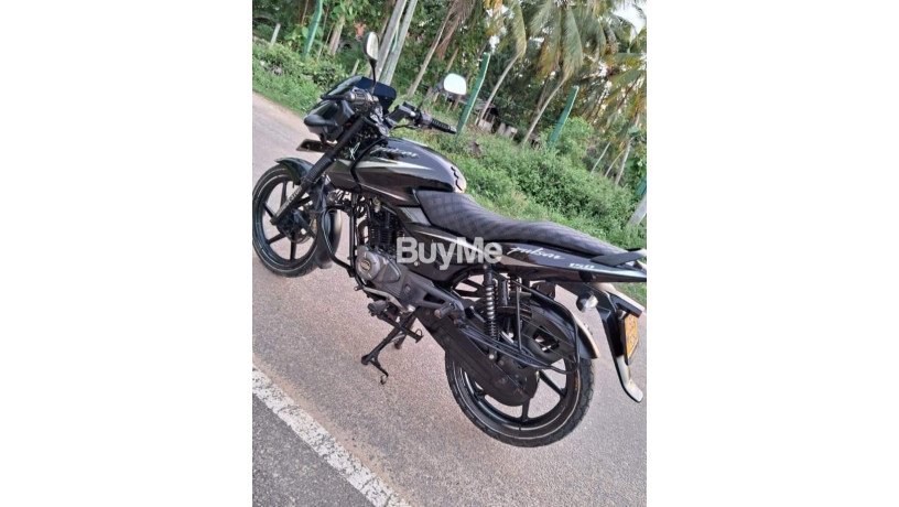 bajaj-pulsar-150-2017-big-0