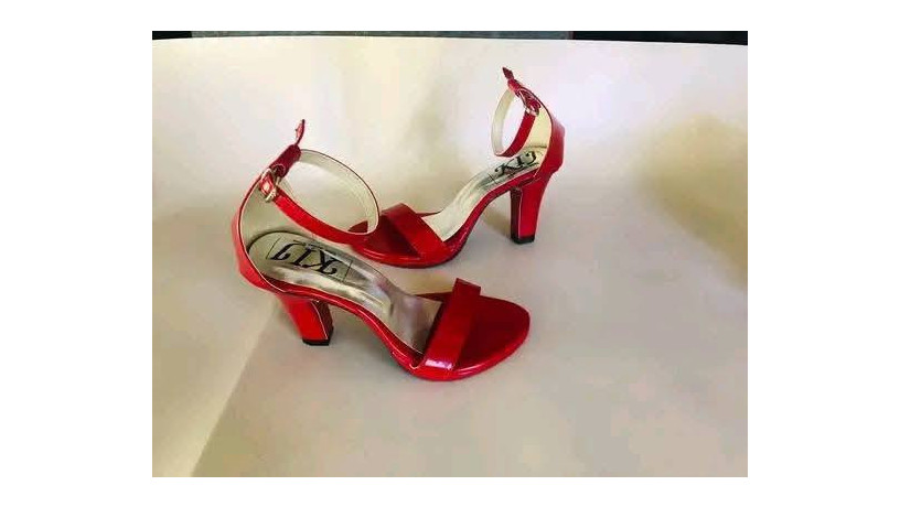 red-heels-ladies-big-0