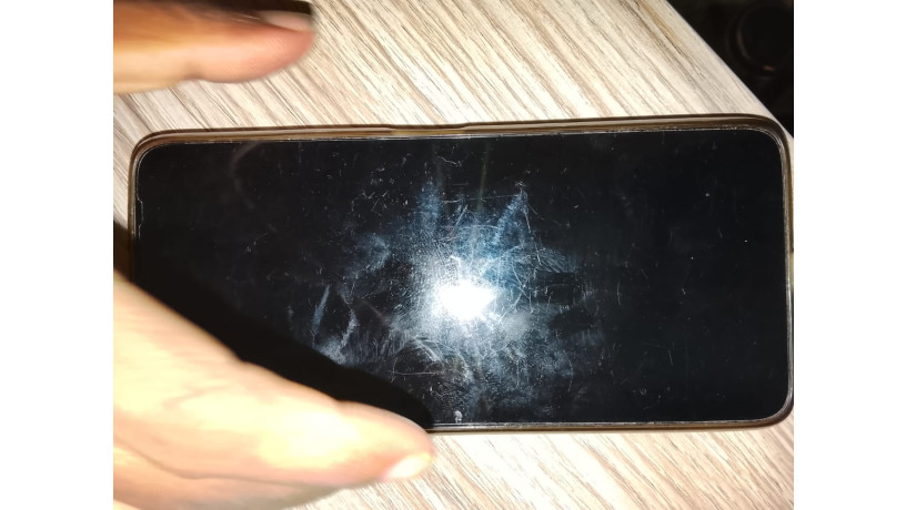 used-smartphone-available-for-sale-big-2