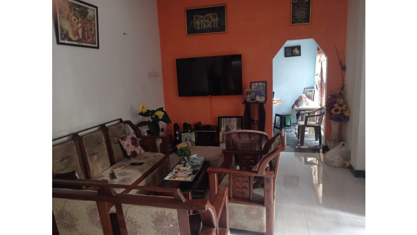 house-for-sale-in-bandaragama-big-4