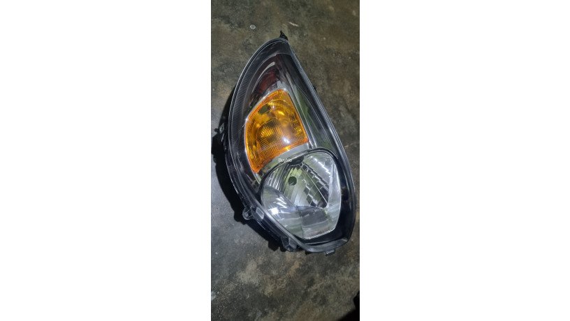 headlight-suzuki-alto-800-2016-big-0